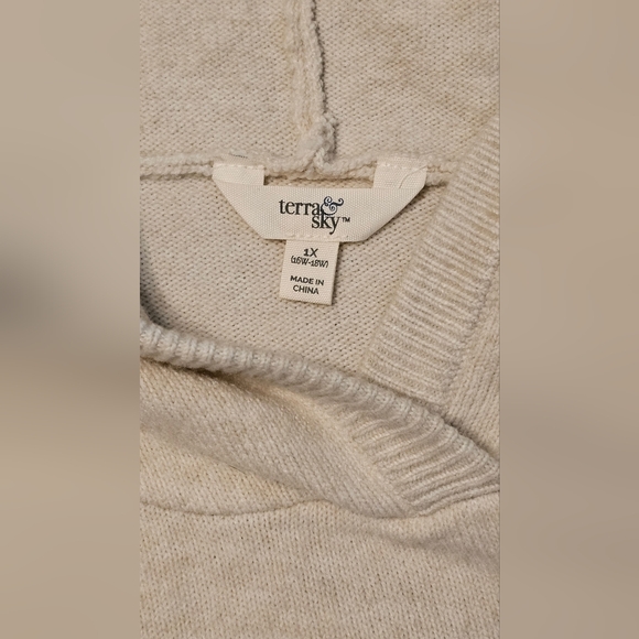 Terra Sky Soft Ribbed Sweater Hoodie - Picture 4 of 9